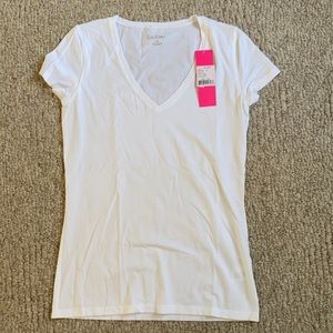 LILLY PULITZER NWT Michele V neck t shirt XS